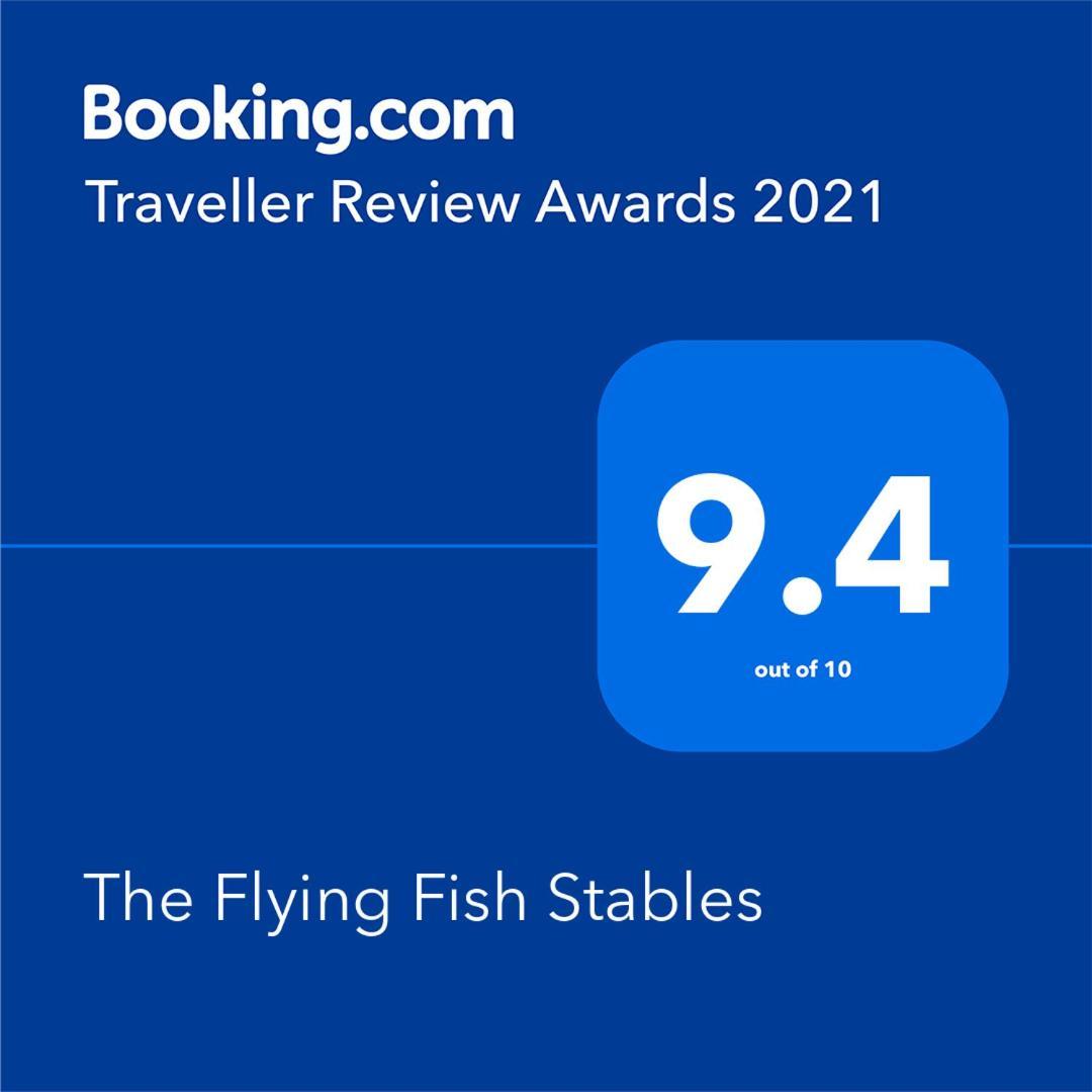 The Flying Fish Stables Ilminster Quarto foto